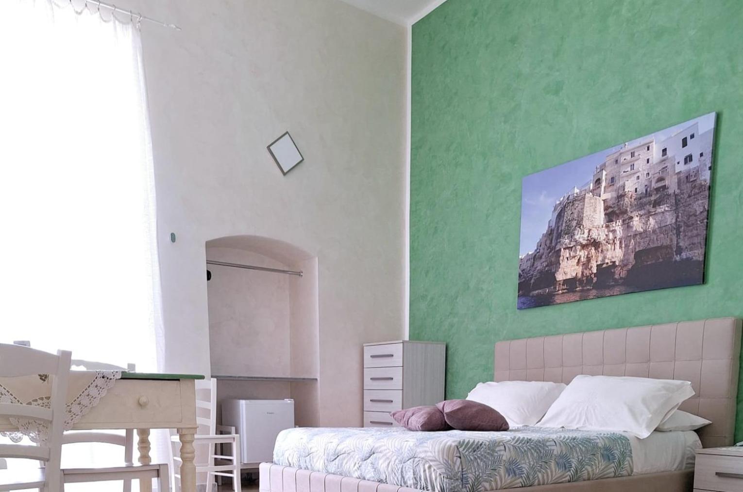 פולינאנו א מארה Donatella Bed And Breakfast מראה חיצוני תמונה