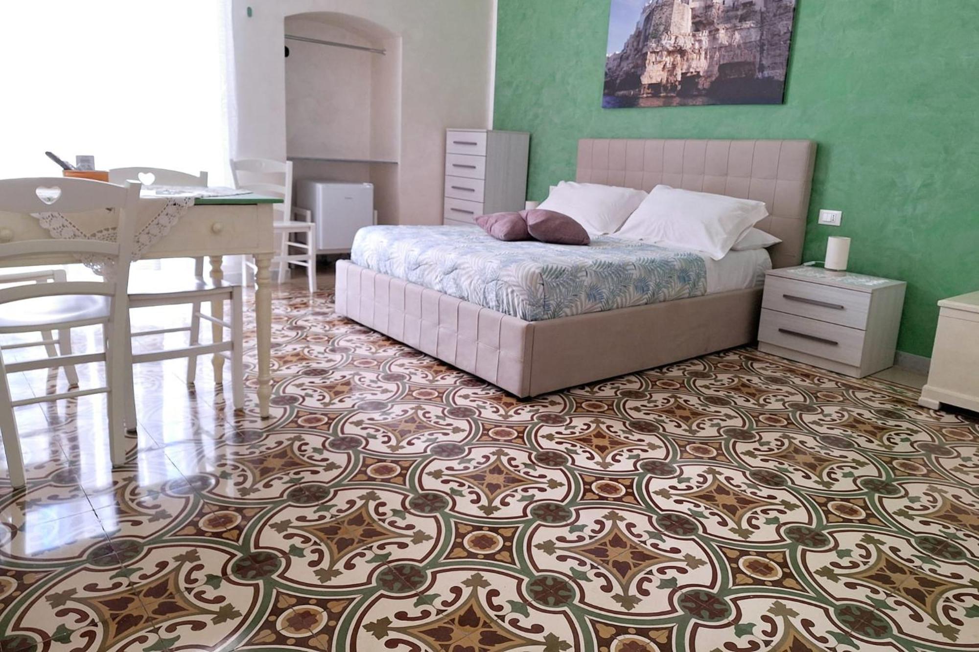 פולינאנו א מארה Donatella Bed And Breakfast מראה חיצוני תמונה